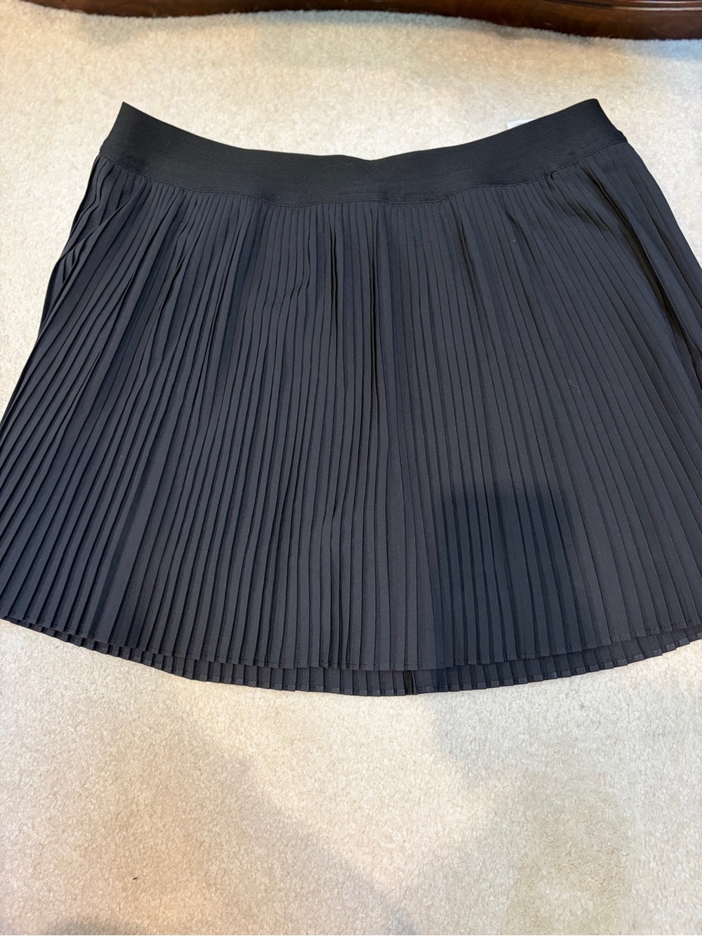 Old Navy Active Pleated Black Skirt